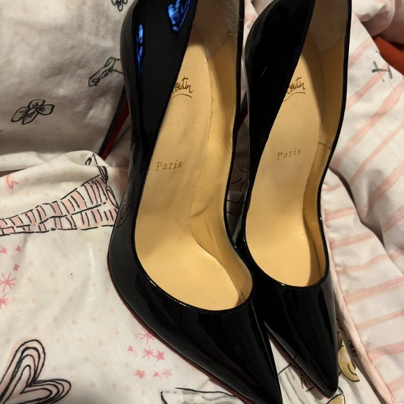 Christian Louboutin  “So Kate” authentic Black Heels with Signature Red Sole - Picture 3 of 6